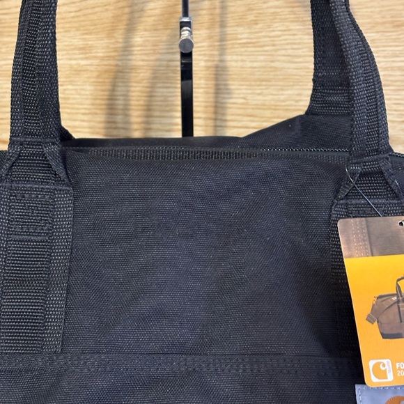 Carhartt - Picture 2 of 9